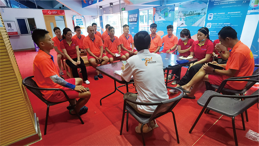 97�������Ӿ�س�����Ӫ