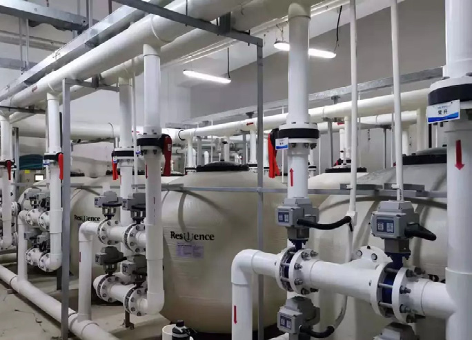 ���ھ�����÷ɳ�ù�Ӿ�ػ���